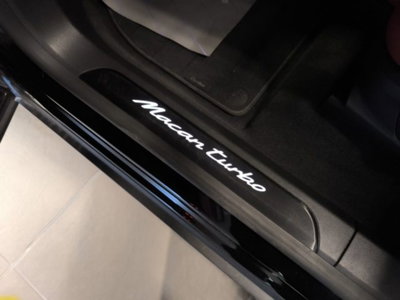 Porsche Macan Turbo (8)