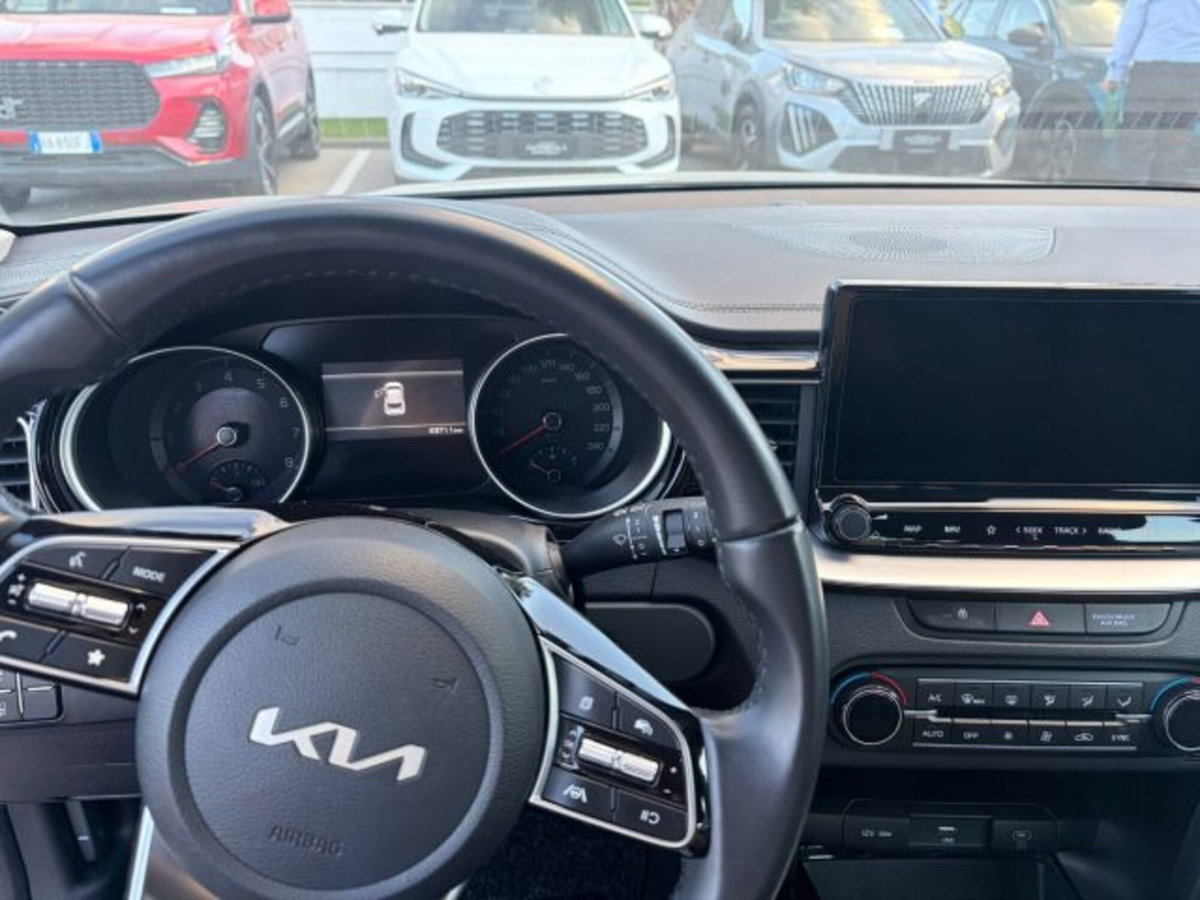 Kia XCeed 1.0 T-GDi GPL Style (2)