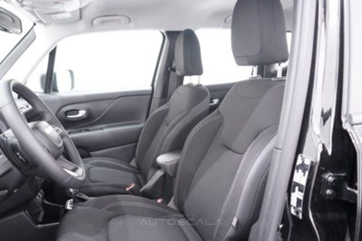 Jeep Renegade 1.5 turbo t4 mhev Altitude 2wd dct (11)