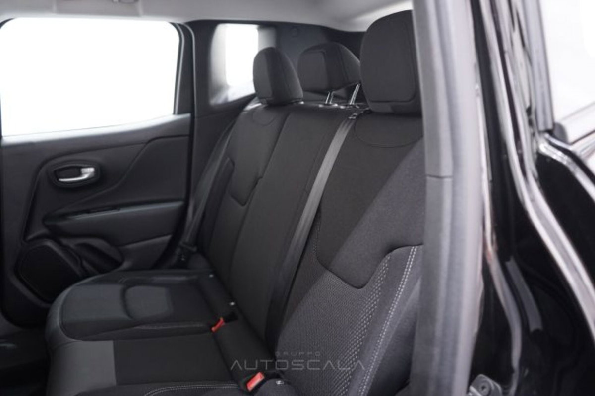 Jeep Renegade 1.5 turbo t4 mhev Altitude 2wd dct (20)