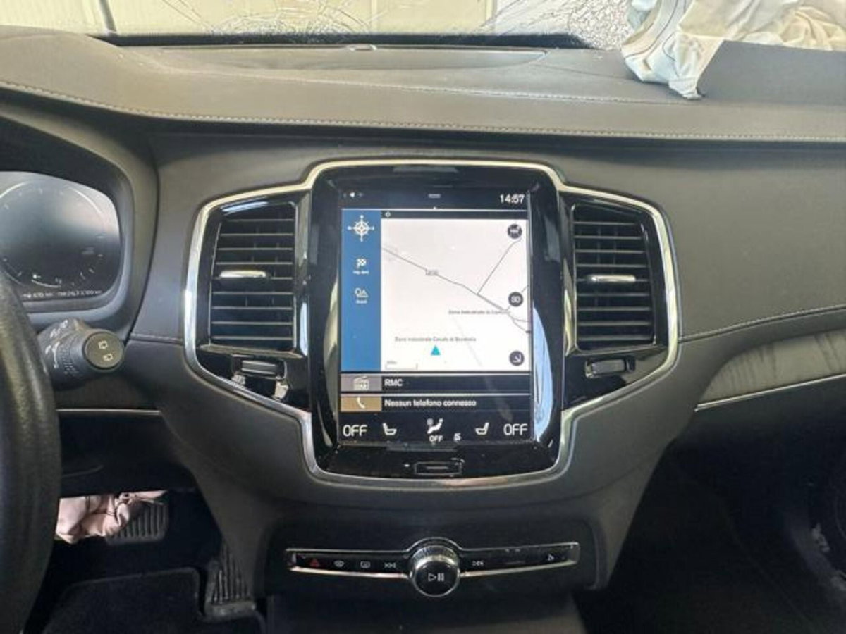 Volvo XC90 B5 (d) AWD Geartronic 7 posti Inscription (17)