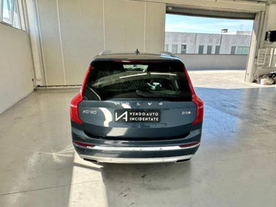 Volvo XC90 B5 (d) AWD Geartronic 7 posti Inscription (6)
