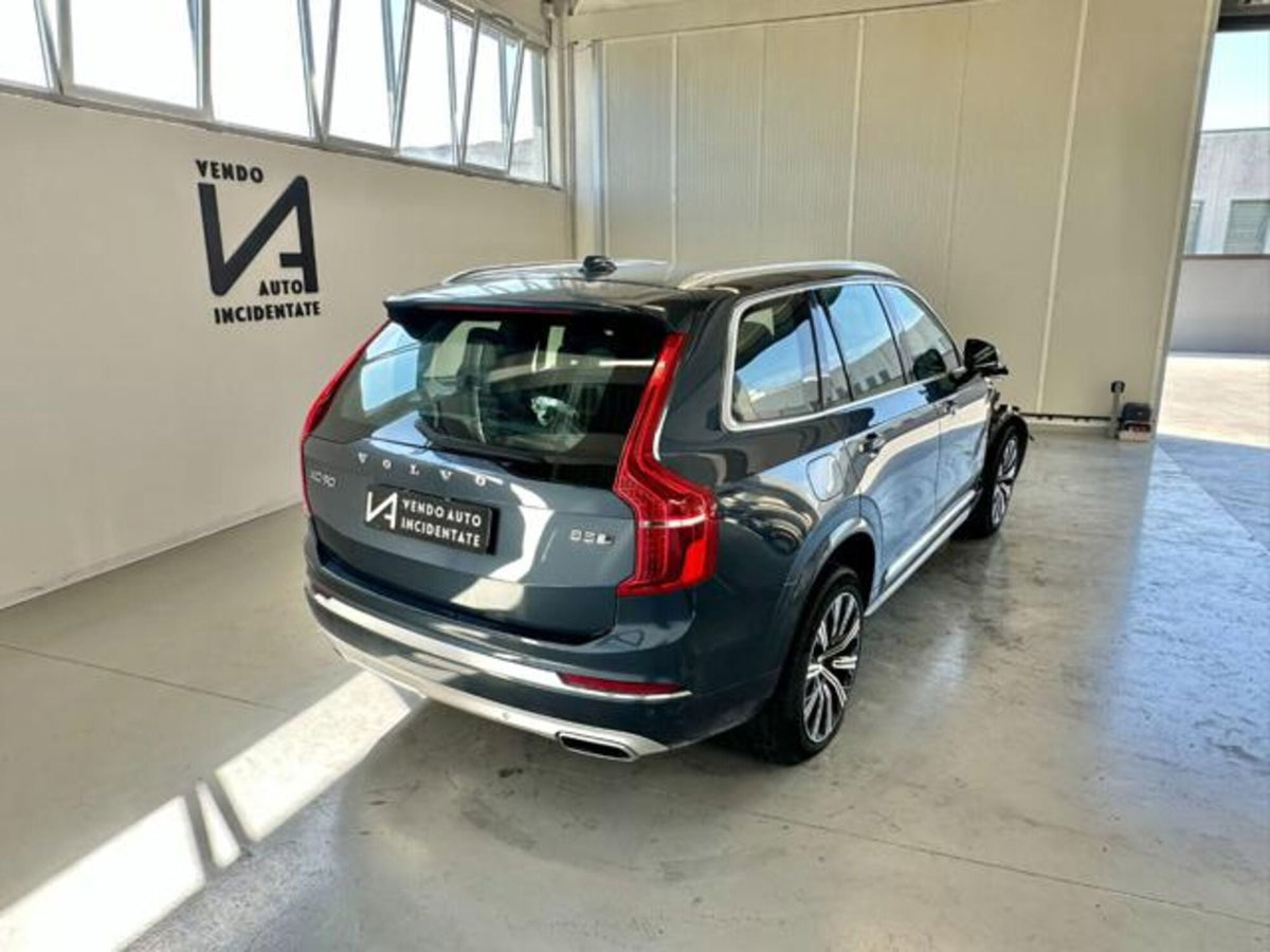Volvo XC90 B5 (d) AWD Geartronic 7 posti Inscription (7)
