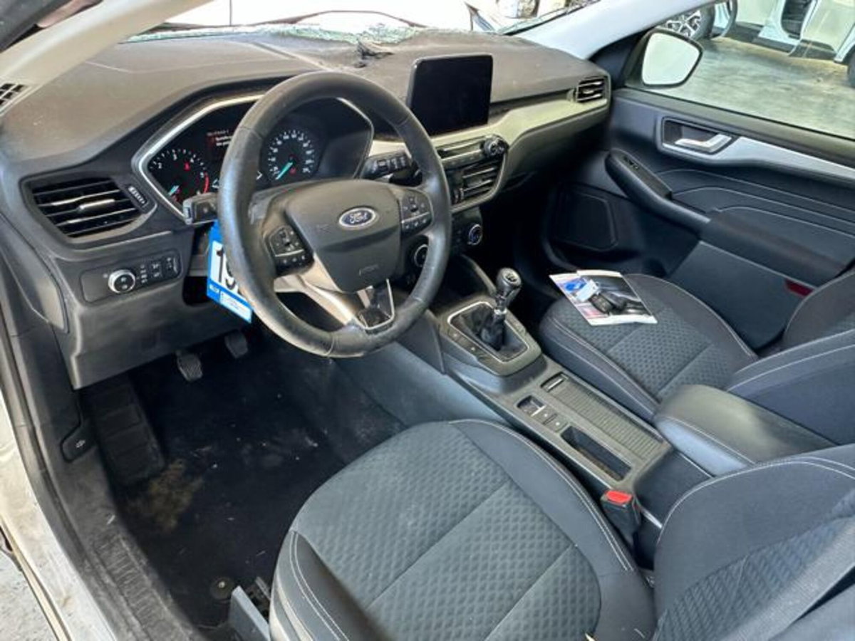 Ford Kuga 1.5 EcoBlue 120 CV aut. 2WD (15)