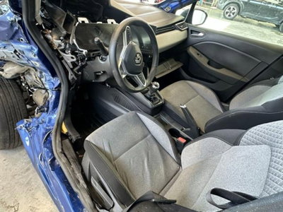 Renault Clio 1.0 tce Evolution 90cv (15)