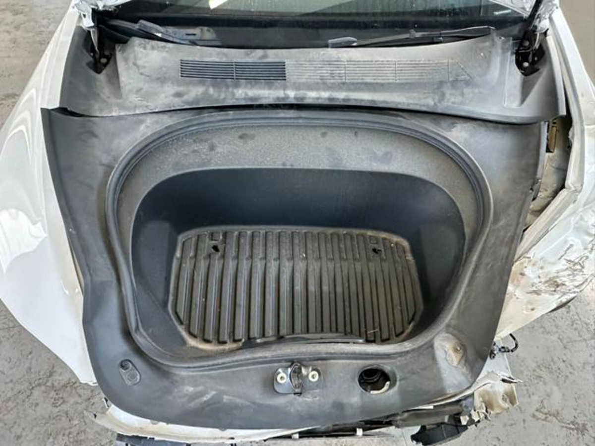 Tesla Model 3 Model 3 RWD (9)