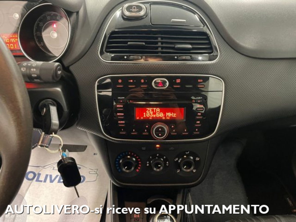 Fiat Punto Evo 1.4 5 porte S&S Dualogic Dynamic (15)