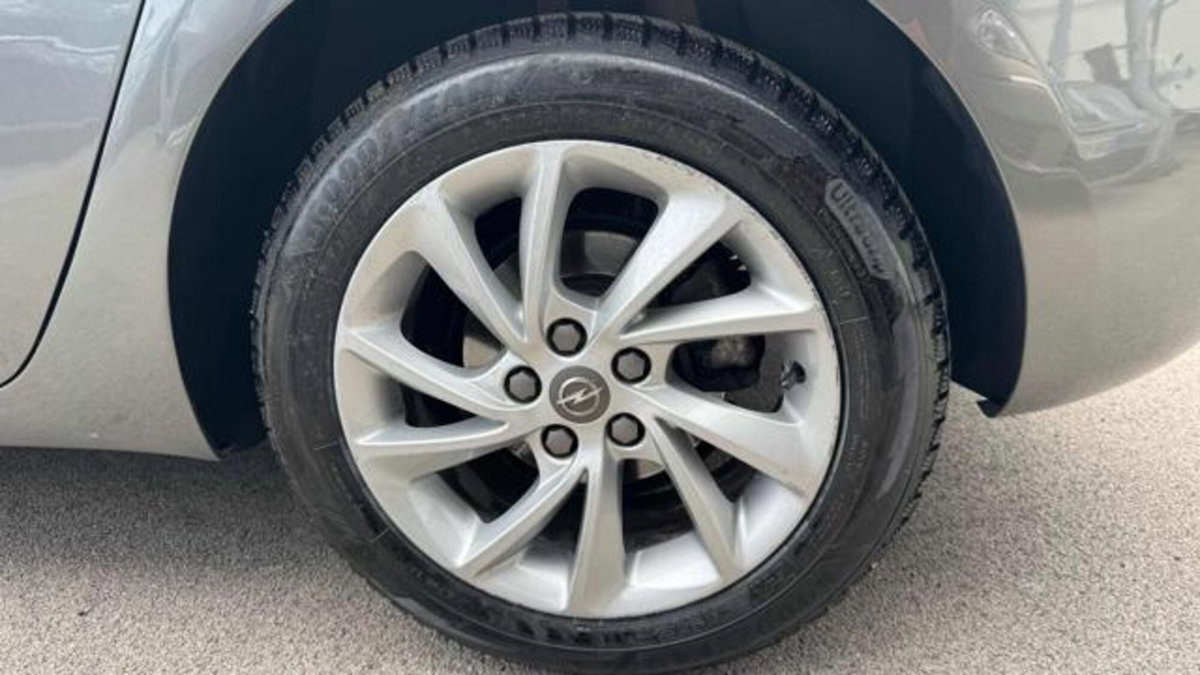 Opel Astra 1.5 CDTI 122 CV S&S AT9 5 porte Ultimate (20)