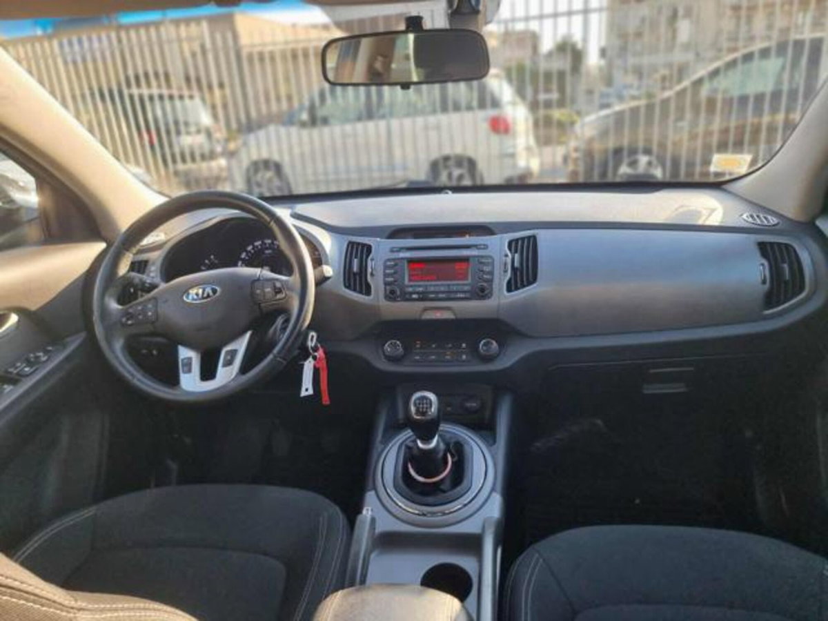 Kia Sportage 1.7 CRDI 2WD Cool (8)