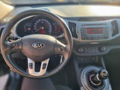 Kia Sportage 1.7 CRDI 2WD Cool (9)