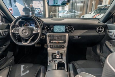 Mercedes-Benz SLC 43 AMG (10)