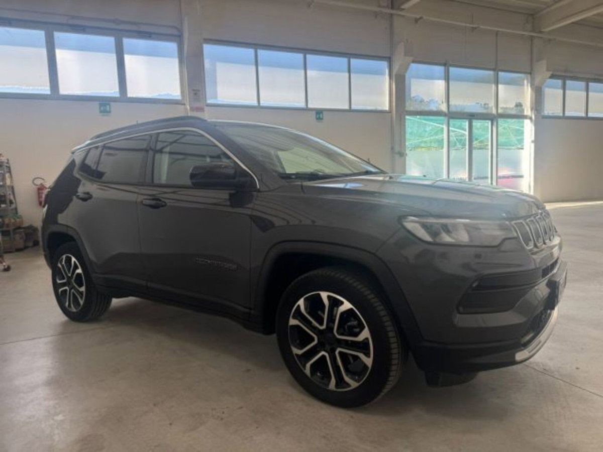 Jeep Compass 1.6 Multijet II 2WD Limited (8)