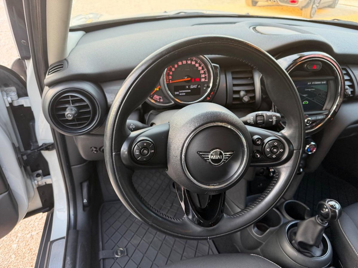MINI Mini 1.5 Cooper D Hype 5 porte (9)