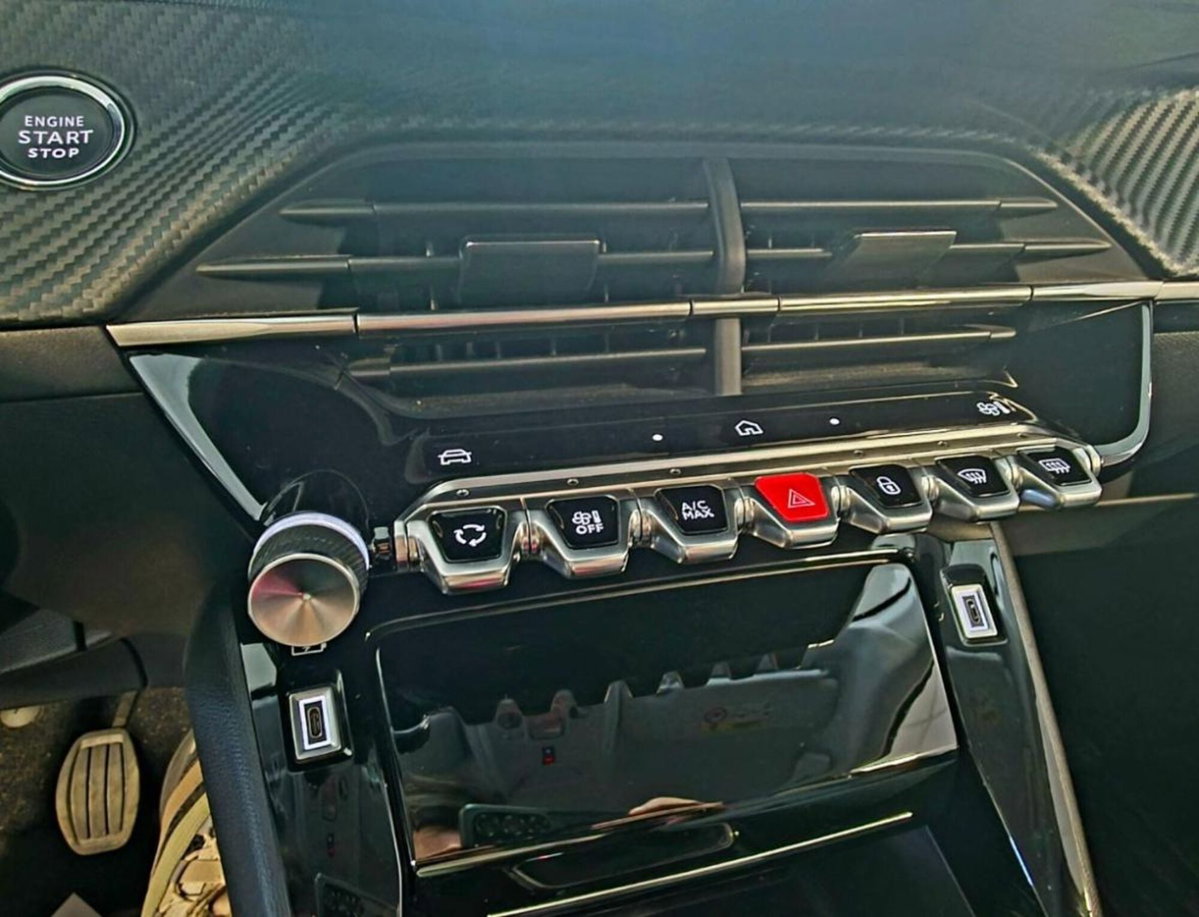 Peugeot 208 PureTech 100 Stop&Start 5 porte Allure (14)