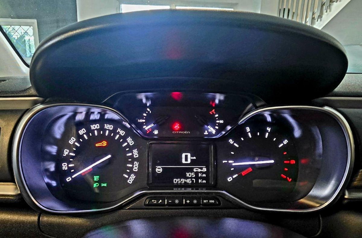 Citroen C3 BlueHDi 100 S&S Shine (12)