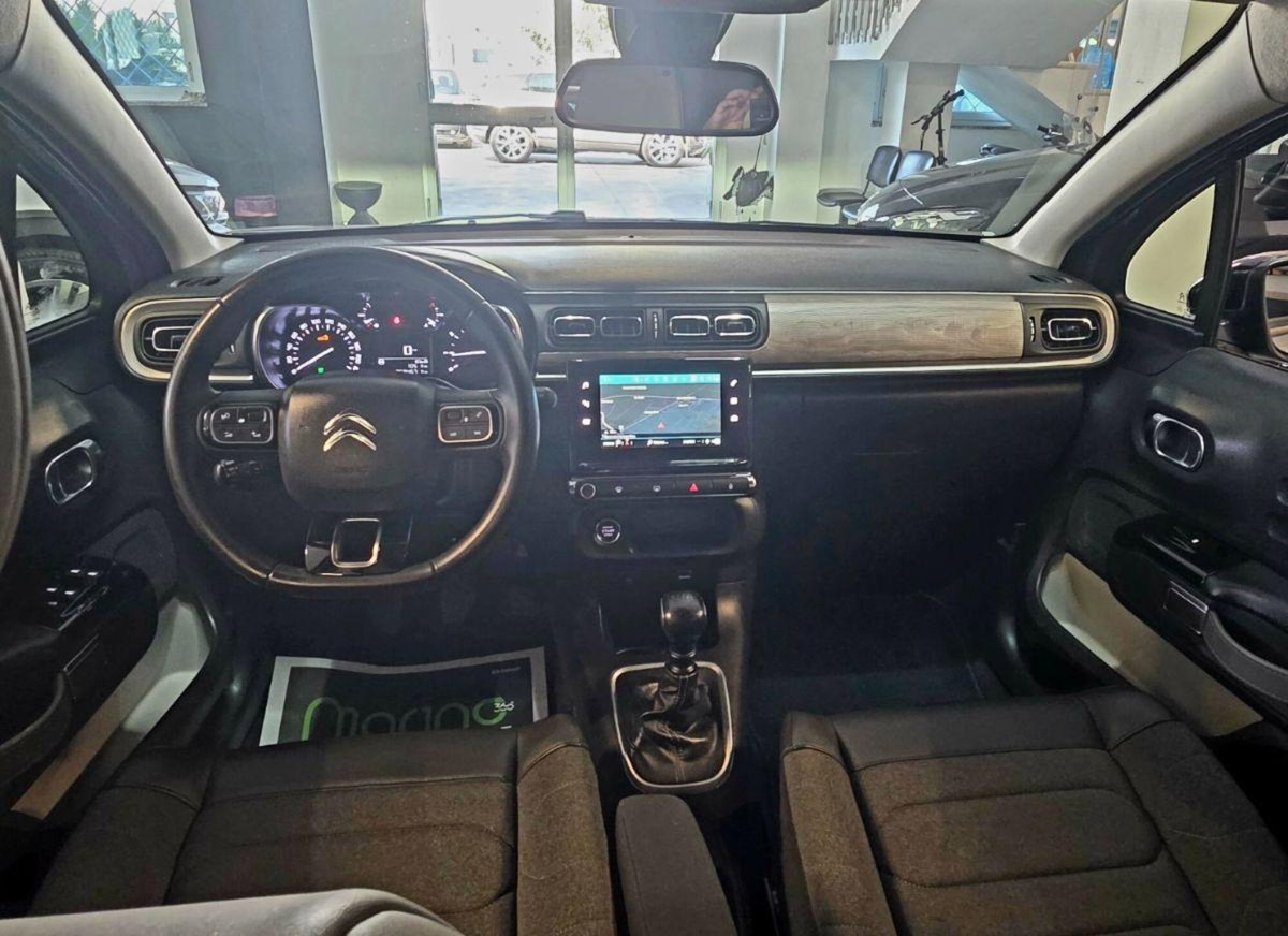 Citroen C3 BlueHDi 100 S&S Shine (17)