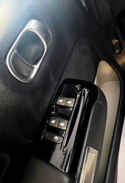 Citroen C3 BlueHDi 100 S&S Shine (9)