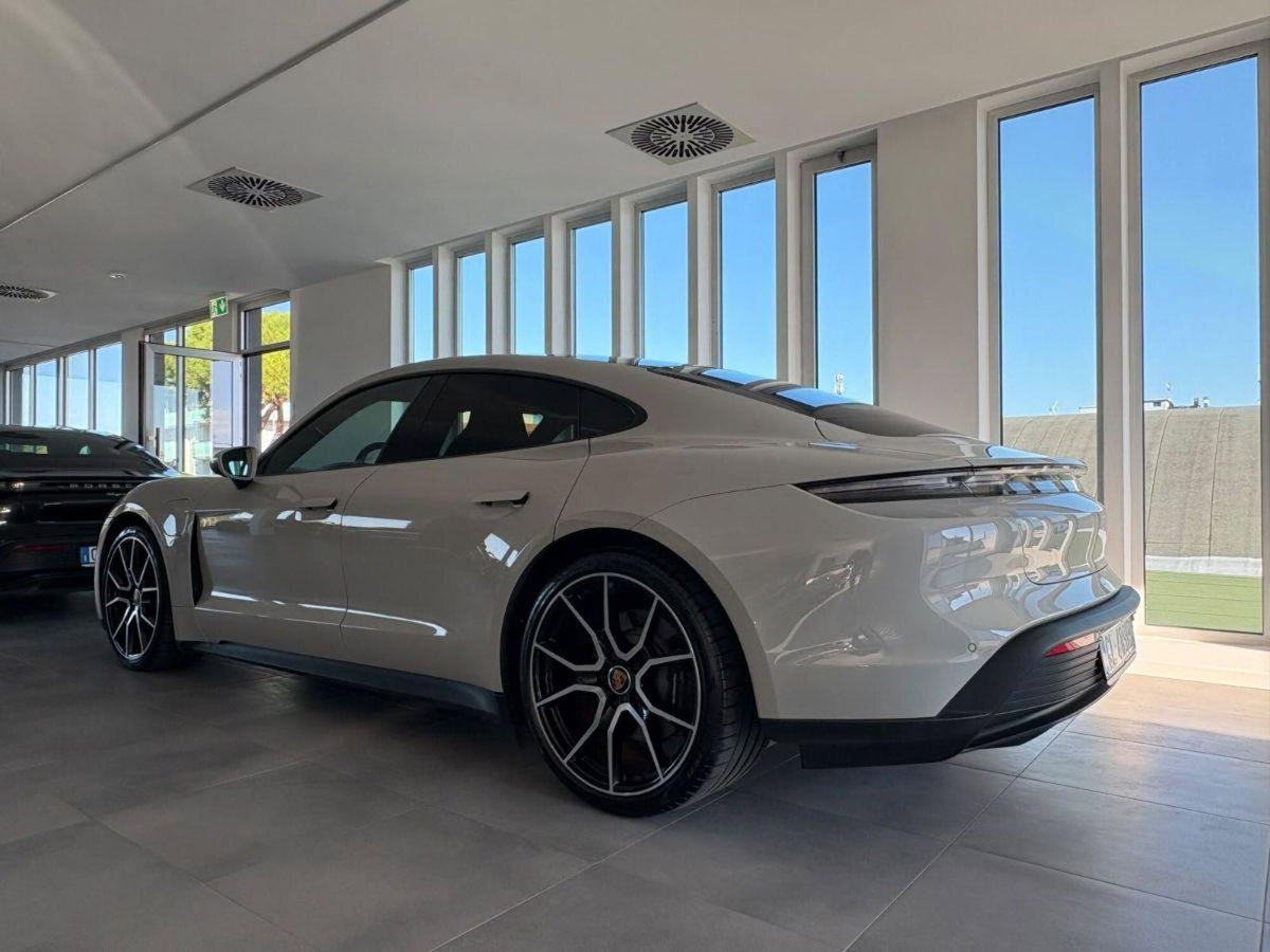 Porsche Taycan Performance Battery Plus (6)