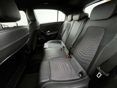 Mercedes-Benz Classe A 180 d Business (14)