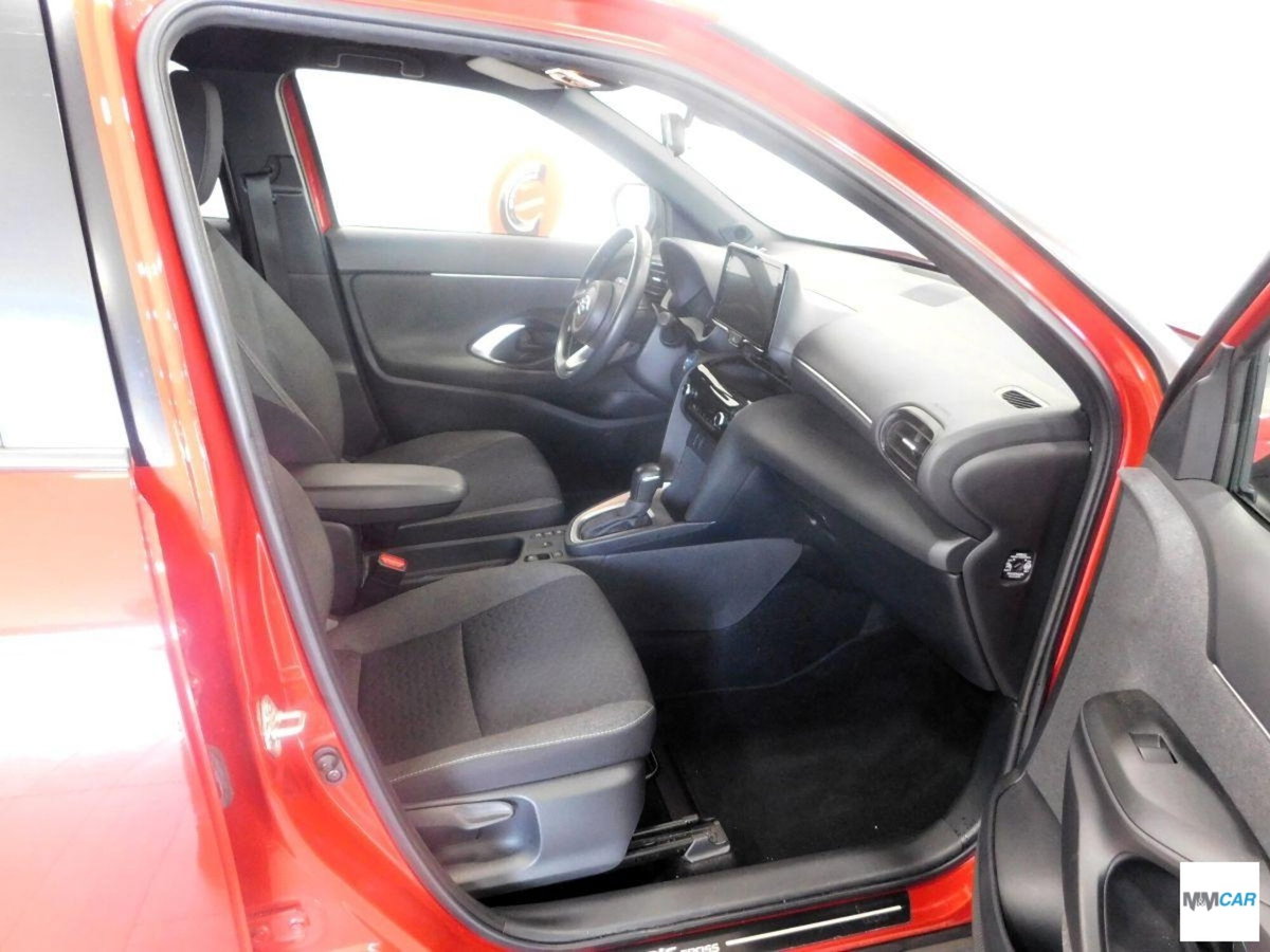 Toyota Yaris Cross 1.5 Hybrid 5p. E-CVT Trend (5)