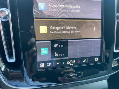 Volvo XC40 B3 automatico Plus Dark (16)