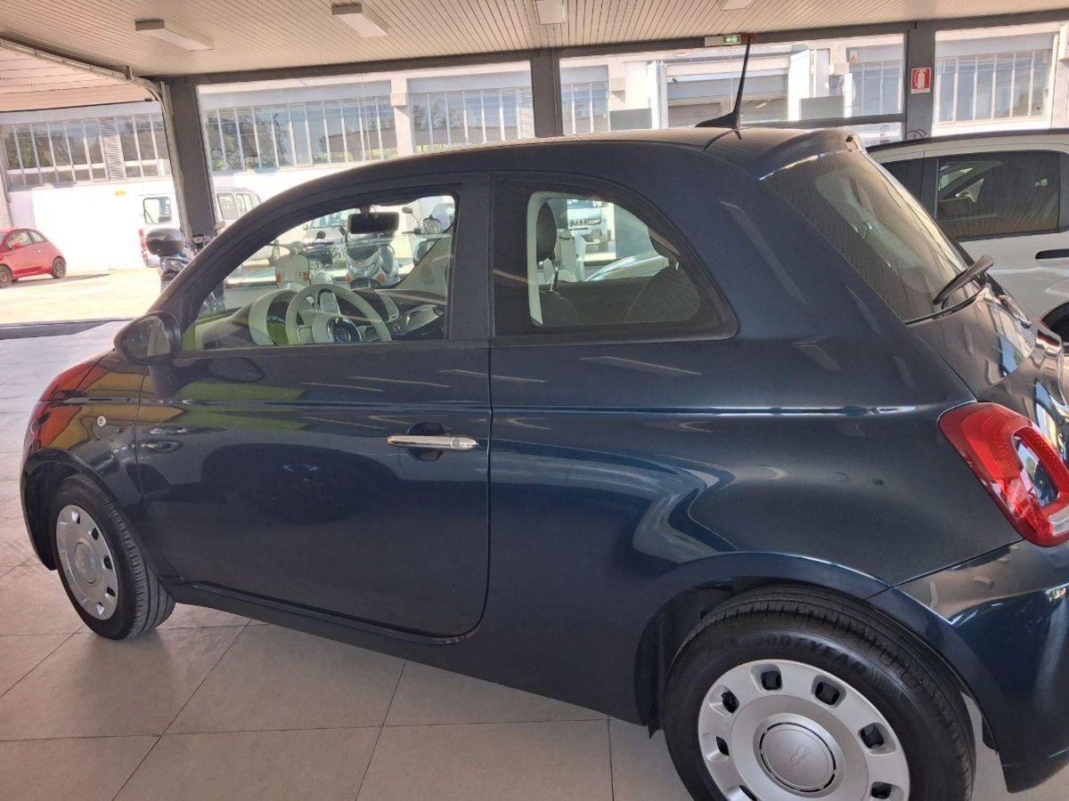 Fiat 500 1.0 Hybrid Connect (3)