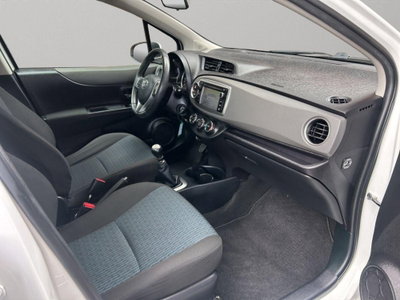 Toyota Yaris 1.D-4D 5 porte Lounge (20)