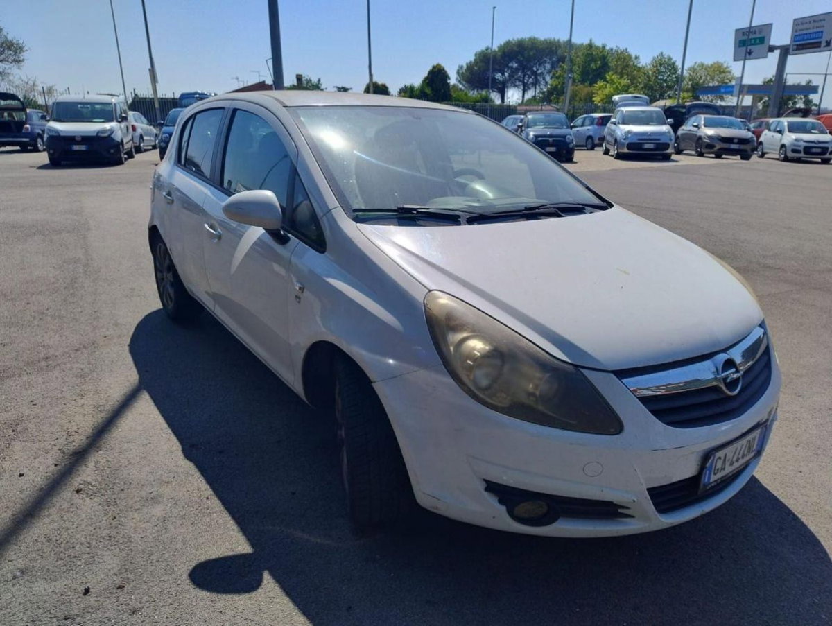 Opel Corsa 1.2 80CV 5 porte GPL-TECH Club (3)