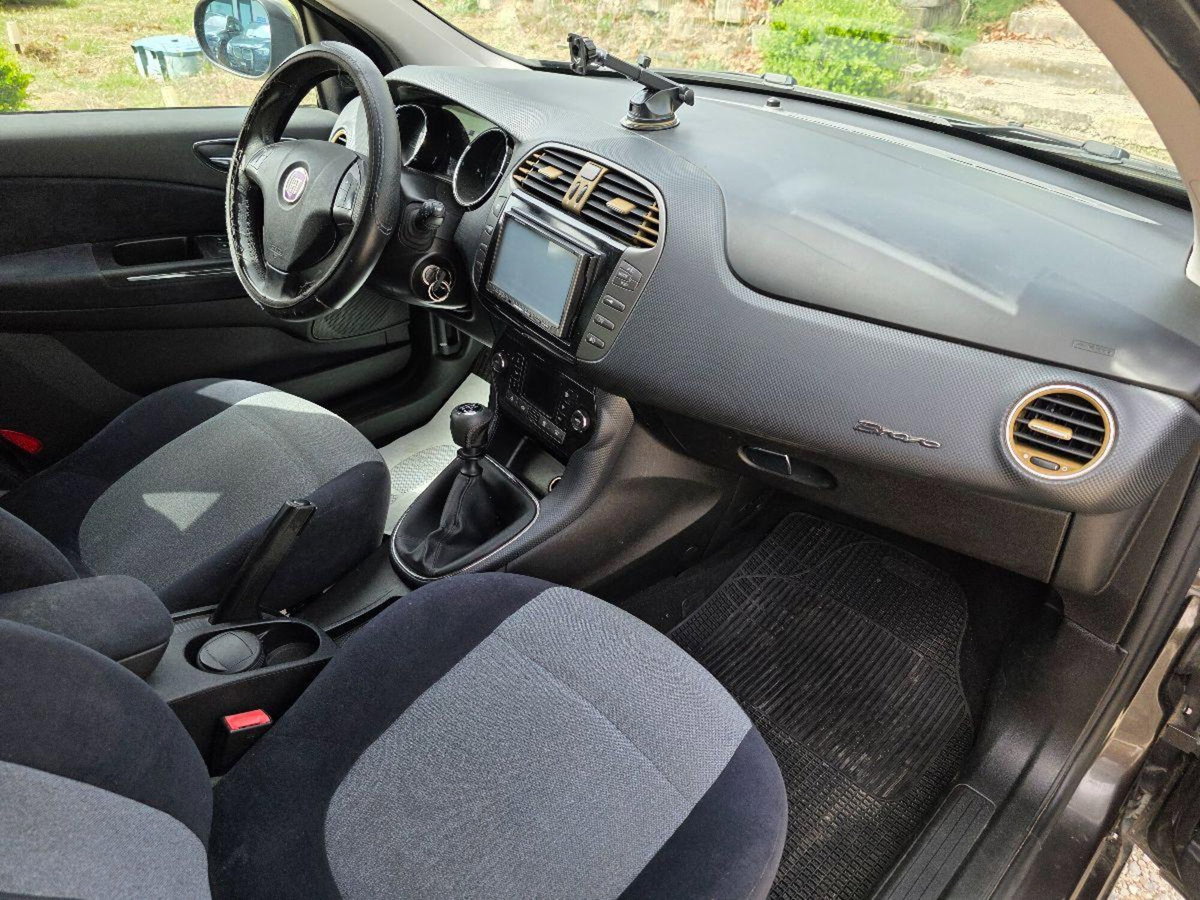 Fiat Bravo 1.9 MJT 120 CV Emotion (14)