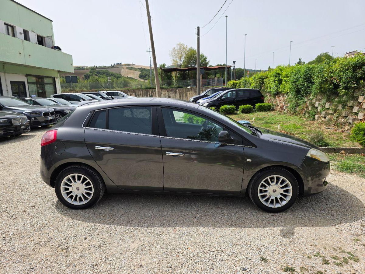 Fiat Bravo 1.9 MJT 120 CV Emotion (7)