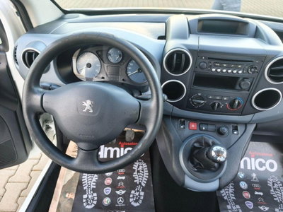 Peugeot Partner 1.6 HDi 92CV Outdoor (13)