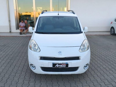 Peugeot Partner 1.6 HDi 92CV Outdoor (2)