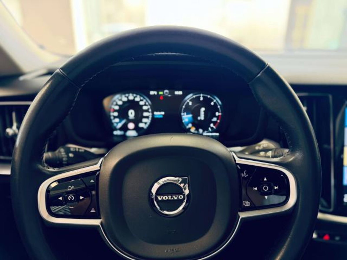 Volvo V60 D4 AWD Geartronic Business Plus (12)