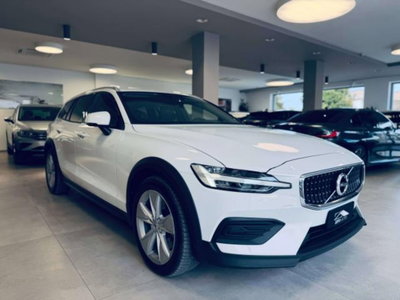 Volvo V60 D4 AWD Geartronic Business Plus (3)