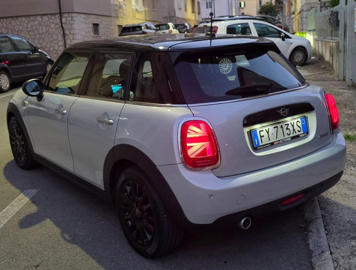 MINI Mini 1.5 Cooper 5 porte (10)