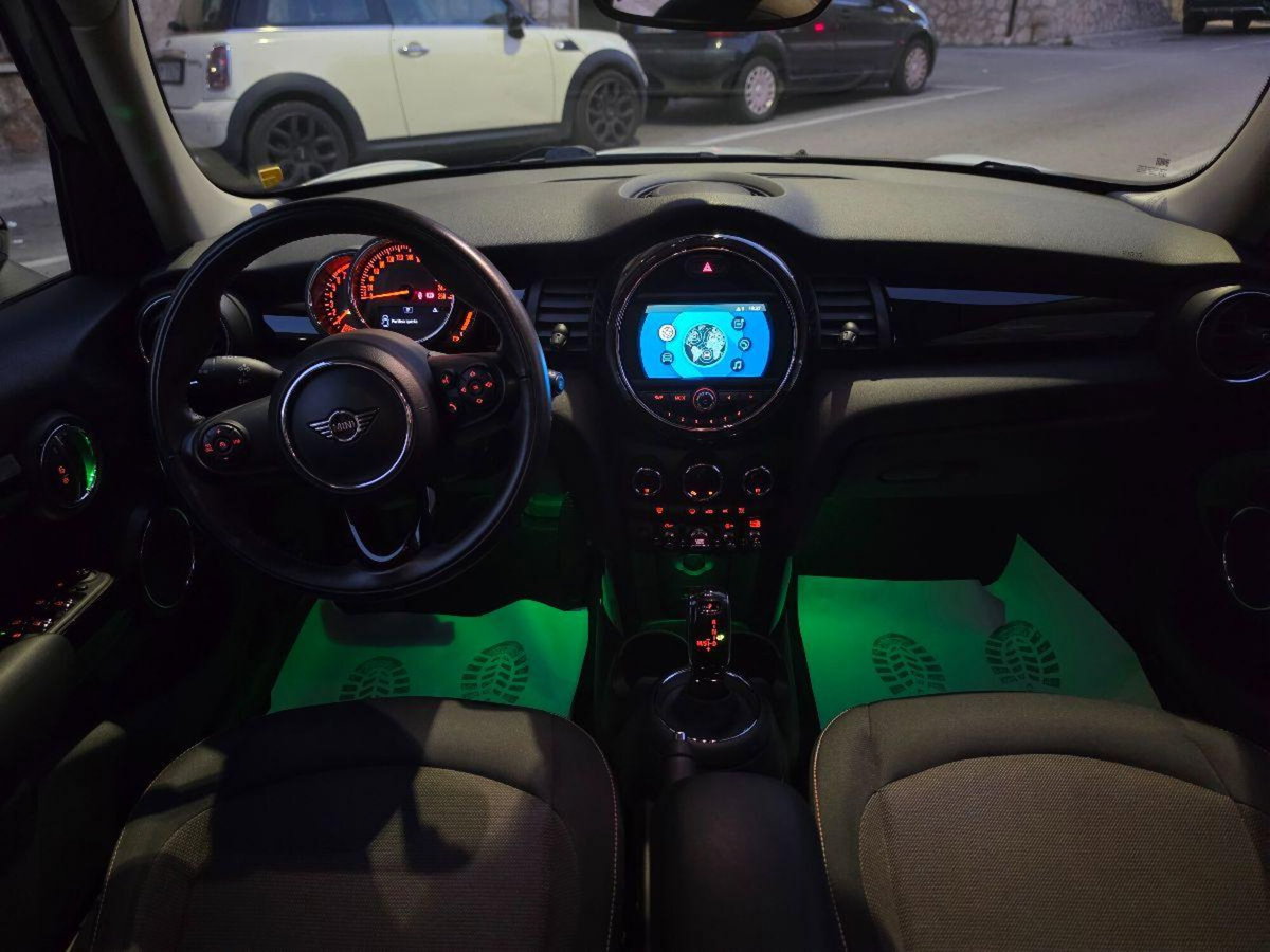 MINI Mini 1.5 Cooper 5 porte (16)