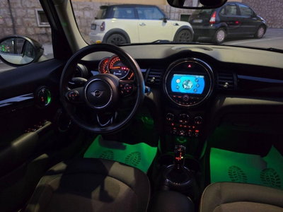 MINI Mini 1.5 Cooper 5 porte (17)