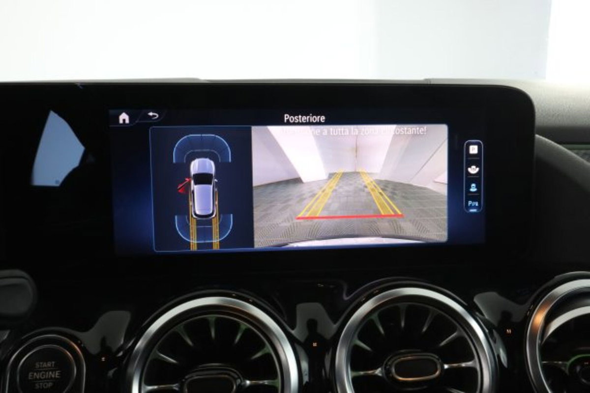 Mercedes-Benz CLA Shooting Brake 200 d Automatic 4Matic Shooting Brake Premium (12)