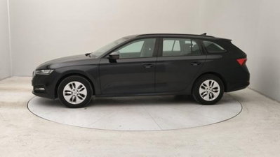 Skoda Octavia Station Wagon 2.0 TDI EVO SCR 150 CV DSG 4x4 Wagon Executive (2)