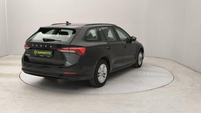 Skoda Octavia Station Wagon 2.0 TDI EVO SCR 150 CV DSG 4x4 Wagon Executive (5)