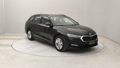 Skoda Octavia Station Wagon 2.0 TDI EVO SCR 150 CV DSG 4x4 Wagon Executive (7)