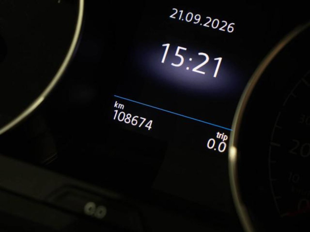 Volkswagen Golf 2.0 TDI GTD DSG (10)