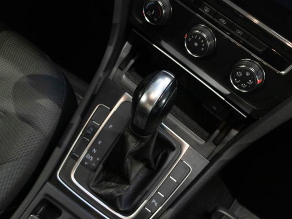 Volkswagen Golf 2.0 TDI GTD DSG (15)