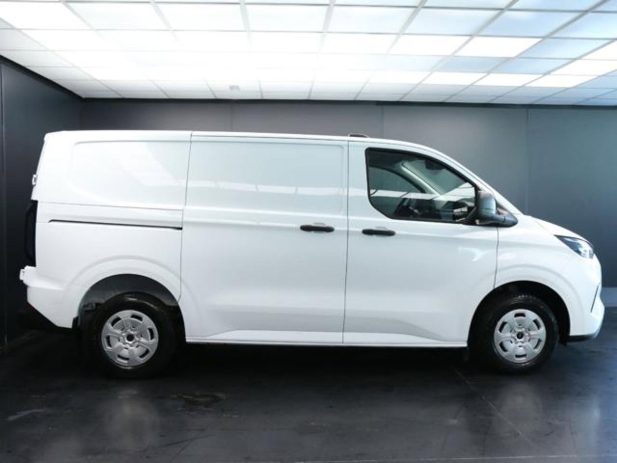 Ford Transit Custom Furgone 320 2.0 ecoblue 136cv Trend L2H1 A8 (6)