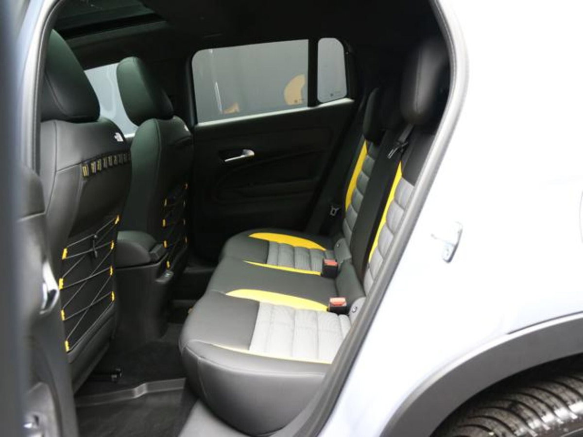 Jeep Avenger 1.2 turbo e-hybrid mhev The North Face 4xe 145cv edct6 (8)