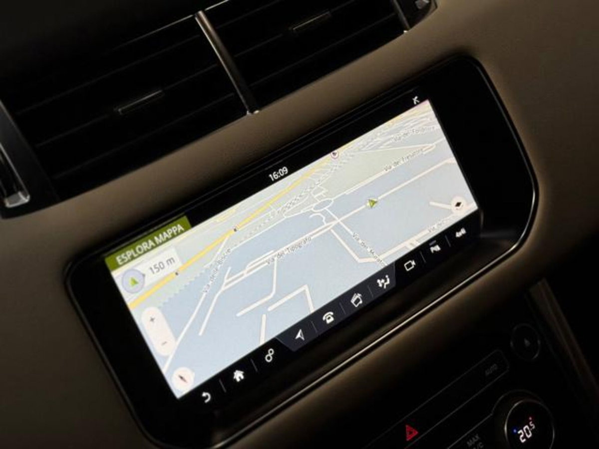 Land Rover Range Rover Sport 3.0 TDV6 HSE Dynamic (20)