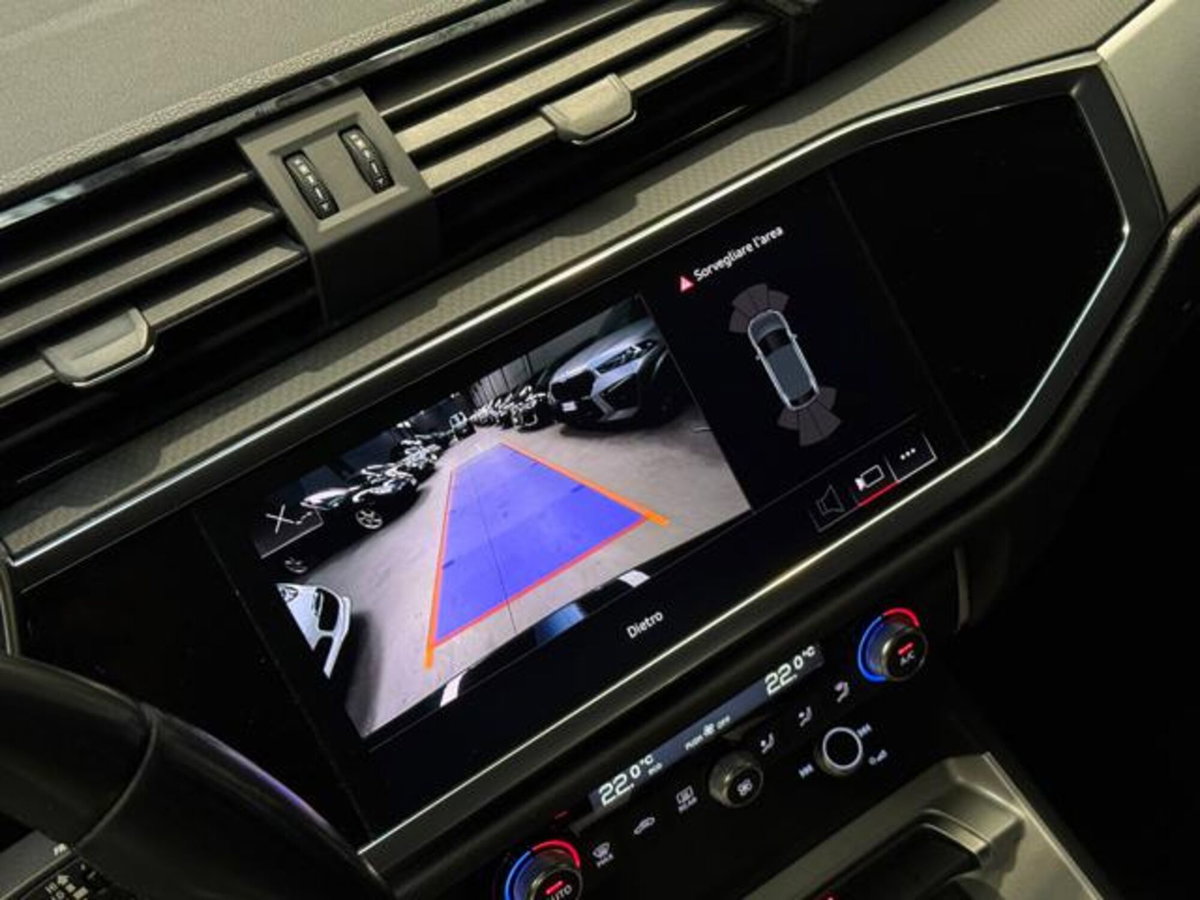 Audi Q3 Sportback 45 TFSI e S tronic Business Plus (15)