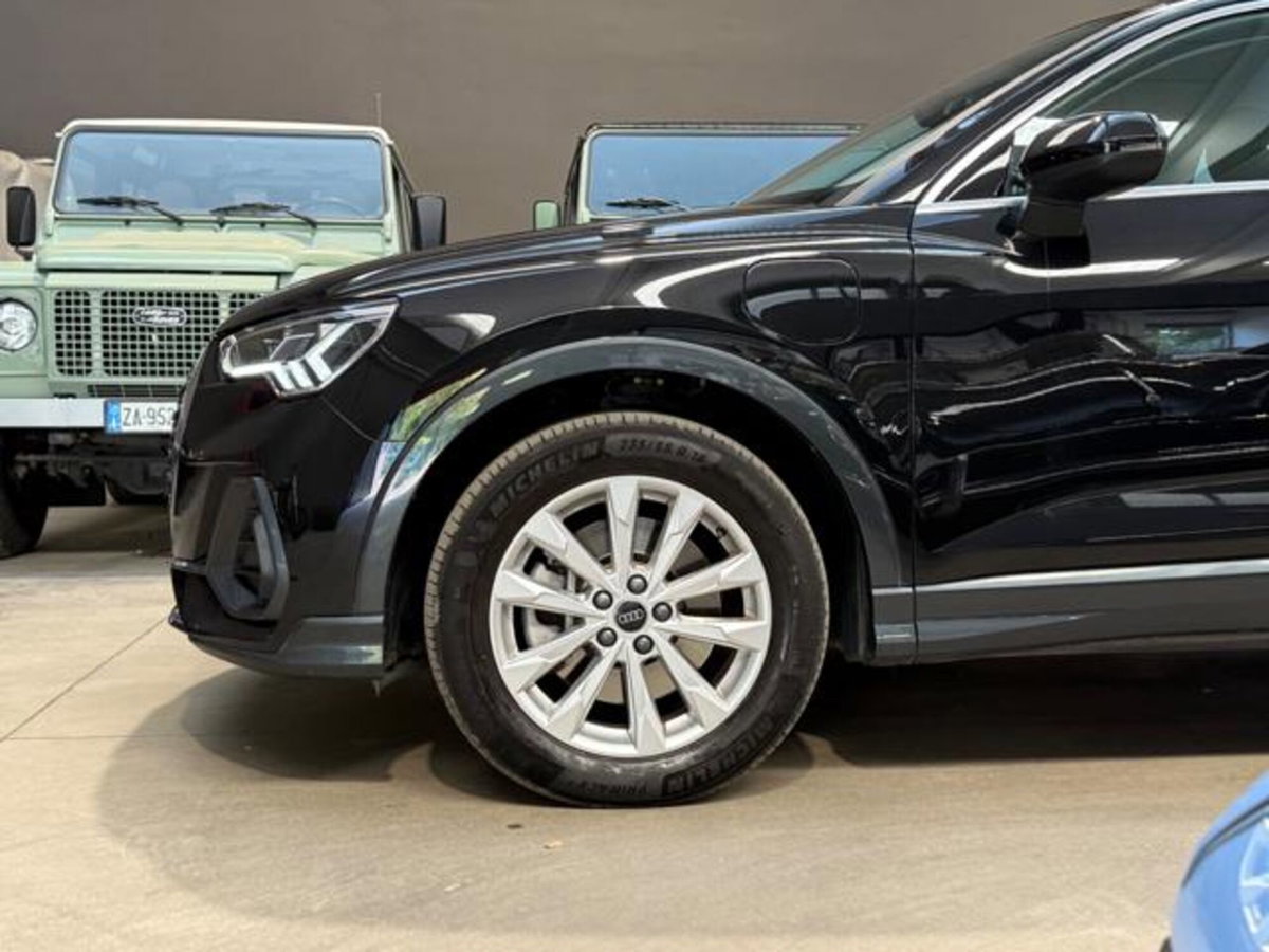 Audi Q3 Sportback 45 TFSI e S tronic Business Plus (7)