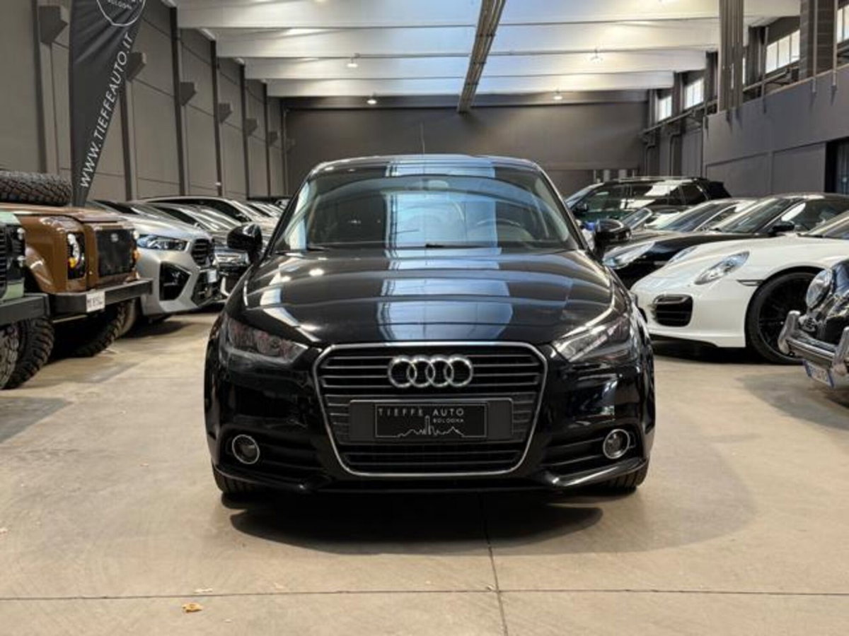 Audi A1 Sportback 1.6 TDI S tronic Ambition (2)