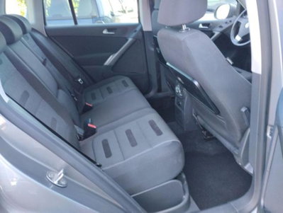 Volkswagen Tiguan 2.0 16V TDI DPF tiptronic Sport & Style (18°) (15)